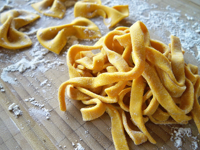 Pasta fresca, tallarines